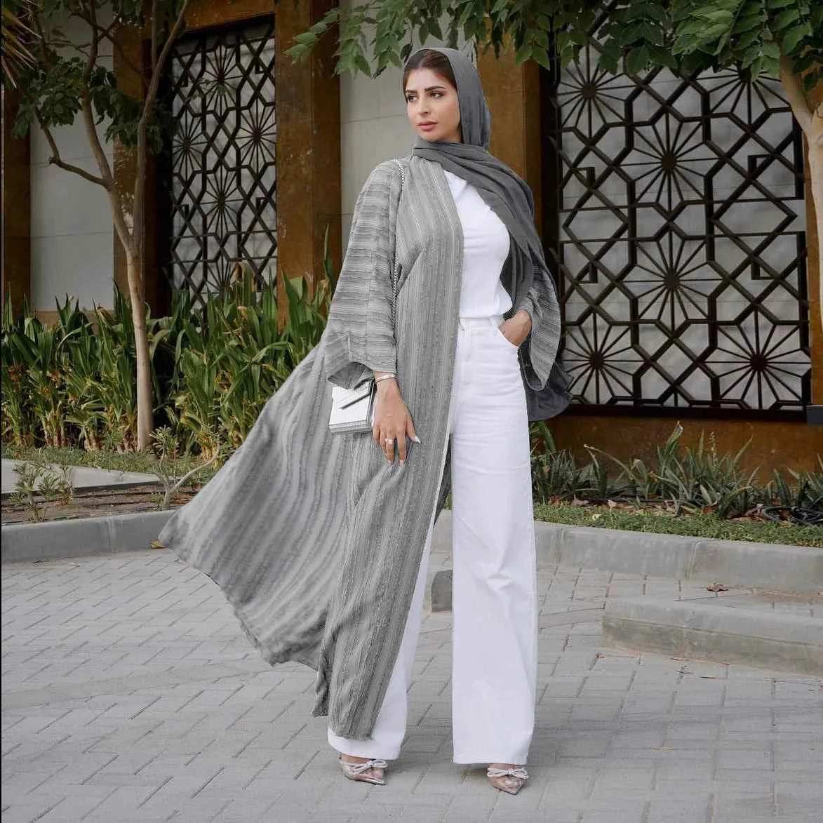 Arabian Knitted Abaya Coat - Abaya Vida