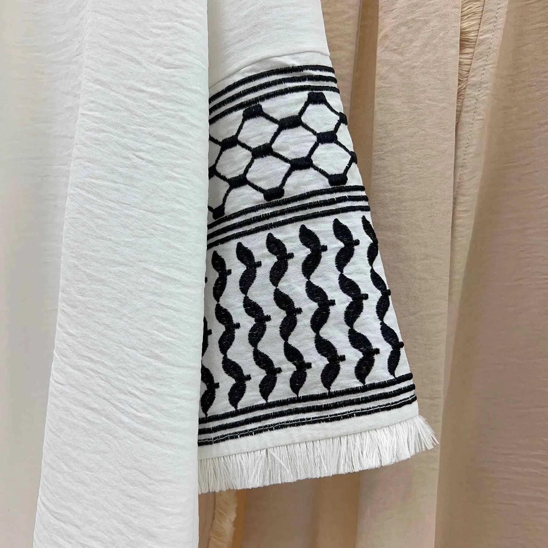 Comfy Stretch Abaya - Abaya Vida