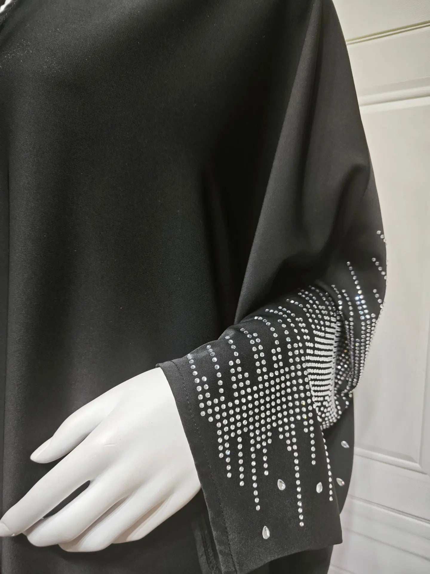 Elegant Diamond Party Abaya - Abaya Vida