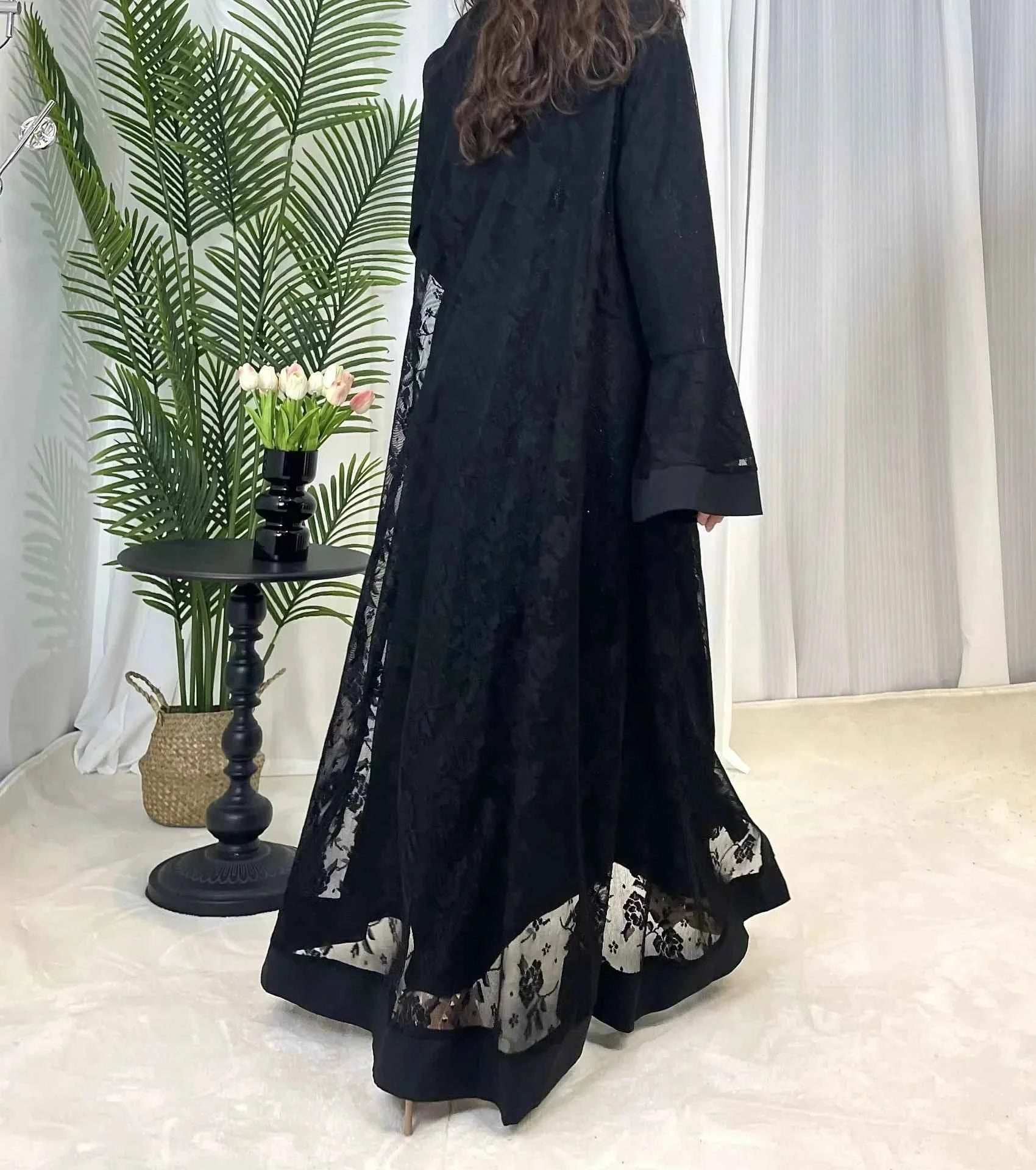 Embroidered Abaya Set - Abaya Vida