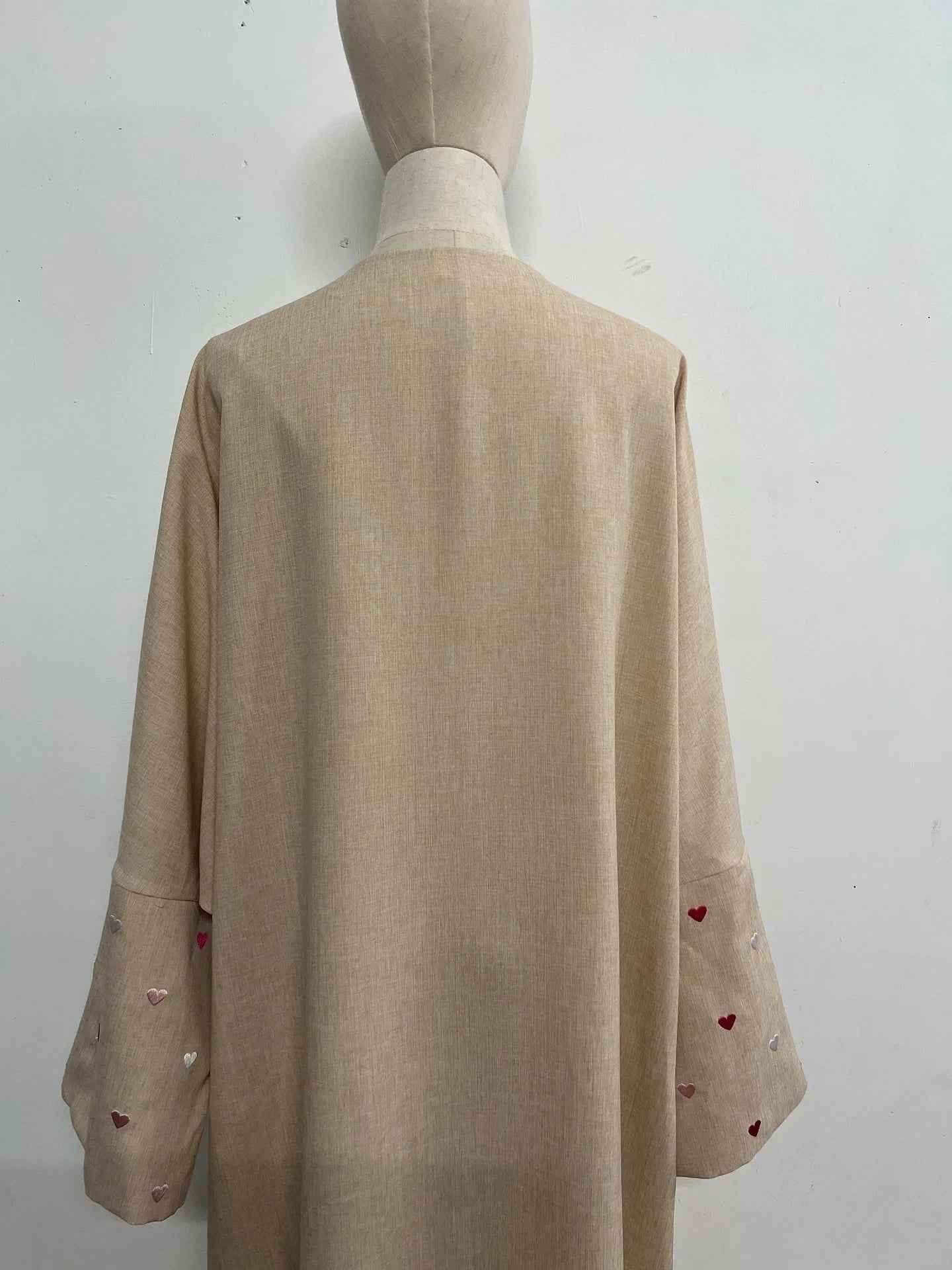 Embroidered Love Abaya - Abaya Vida