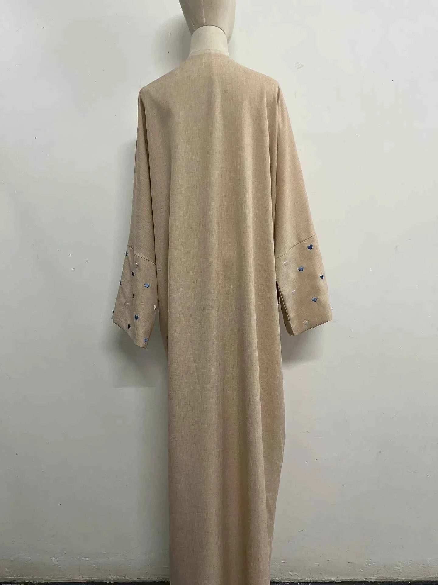 Embroidered Love Abaya - Abaya Vida