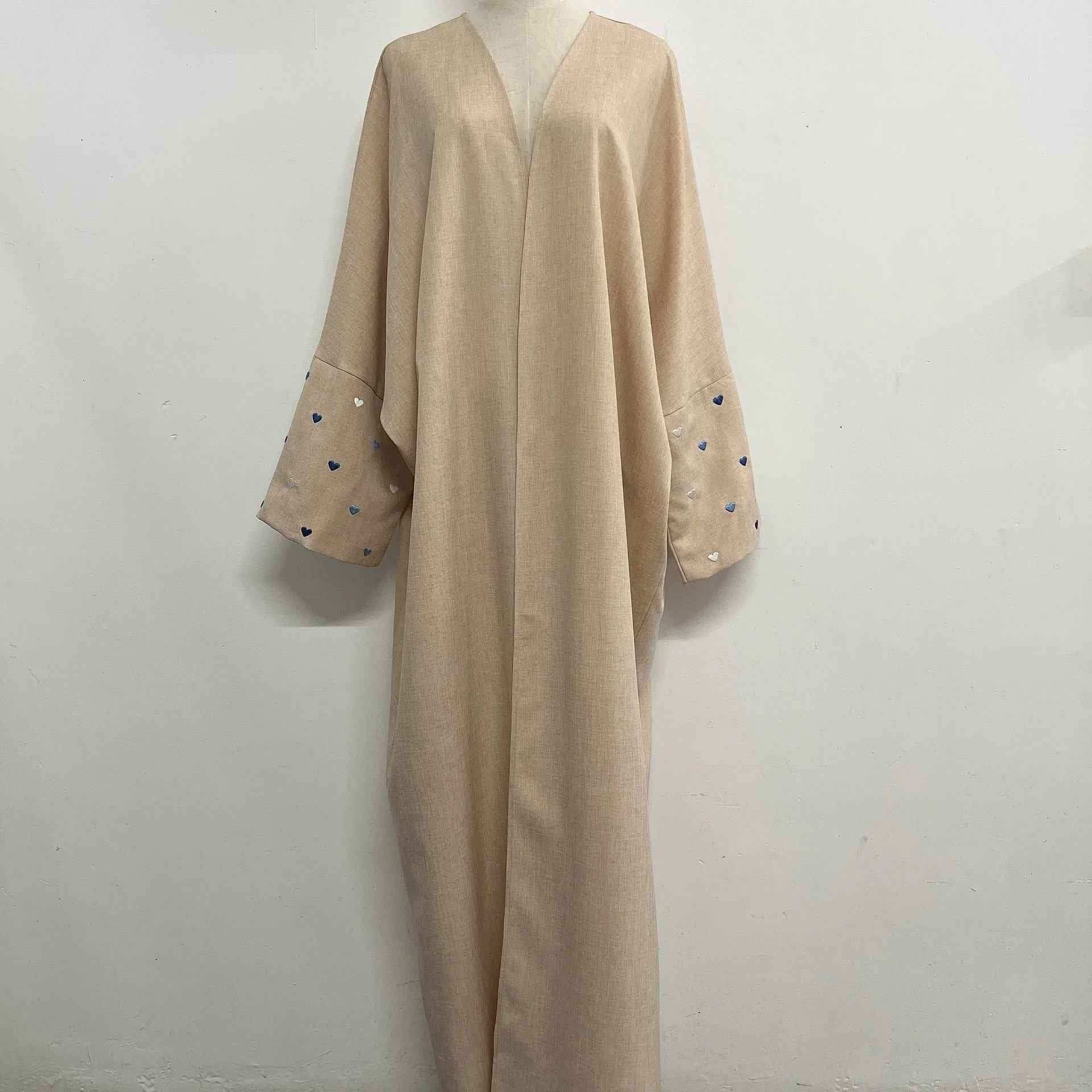 Embroidered Love Abaya - Abaya Vida