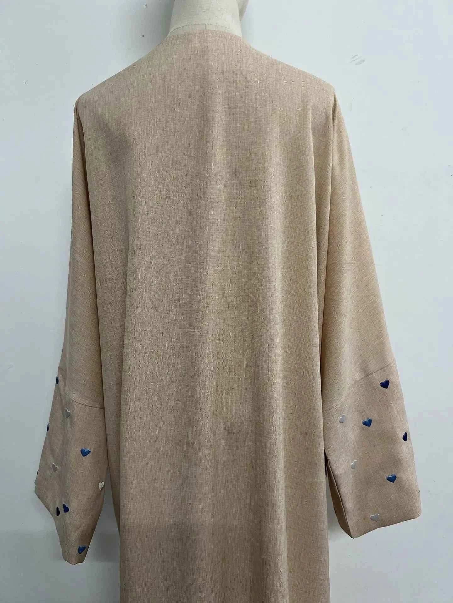Embroidered Love Abaya - Abaya Vida
