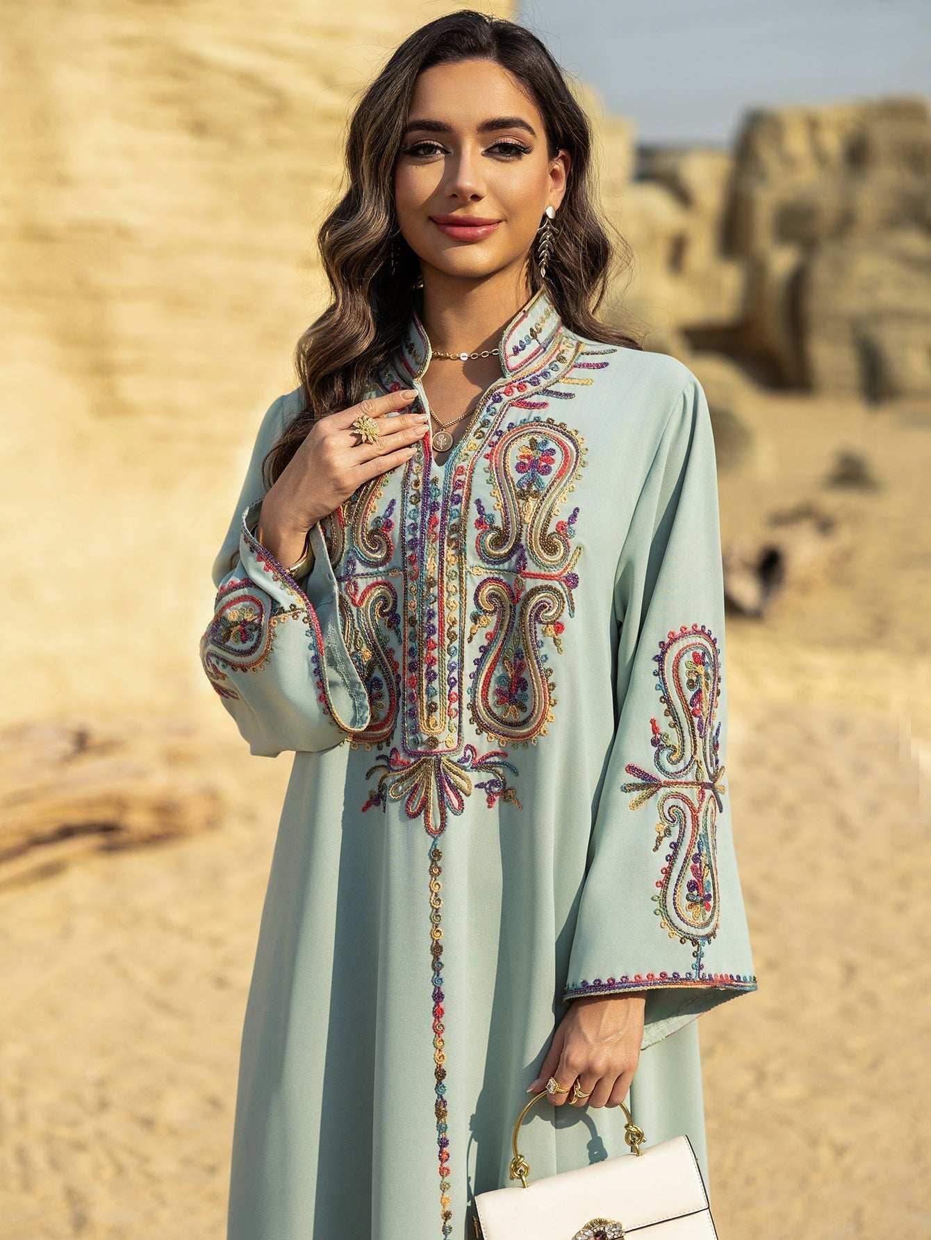 Embroidered Moroccan Abaya - Abaya Vida