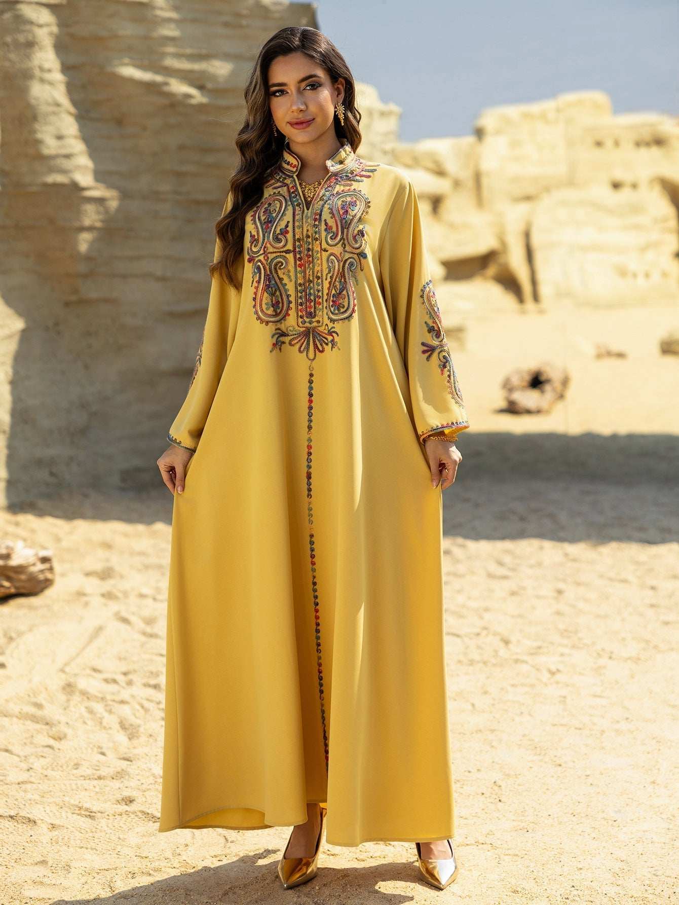 Embroidered Moroccan Abaya - Abaya Vida
