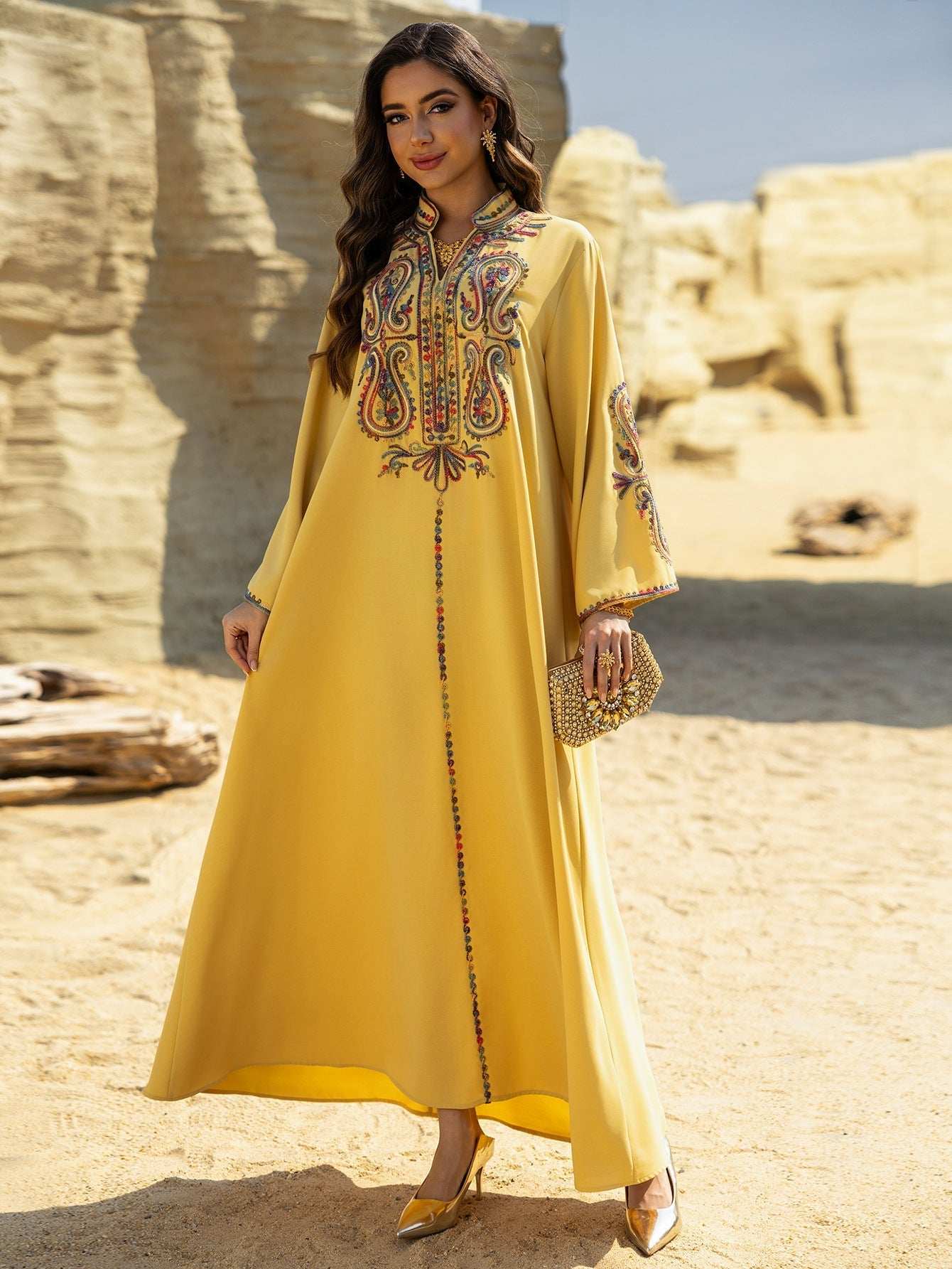 Embroidered Moroccan Abaya - Abaya Vida