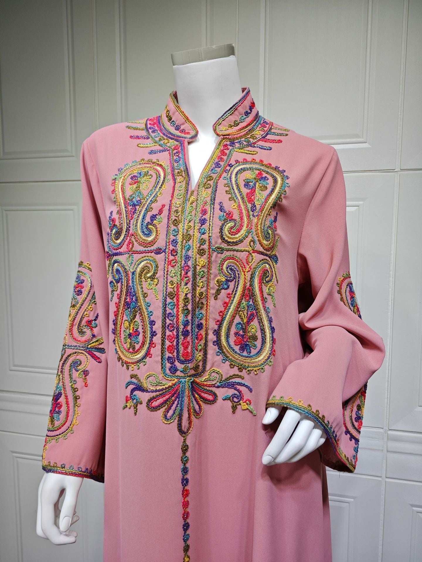 Embroidered Moroccan Abaya - Abaya Vida