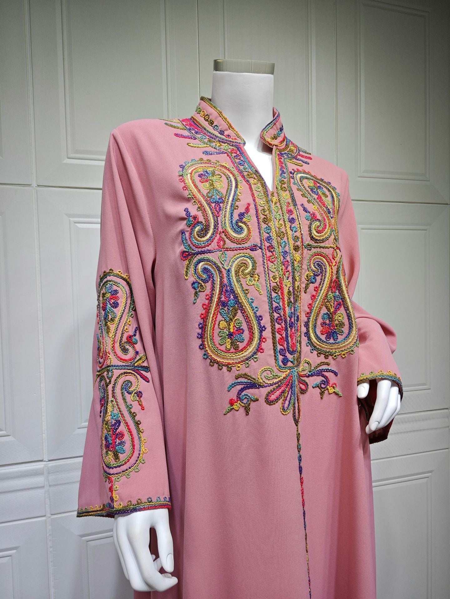Embroidered Moroccan Abaya - Abaya Vida