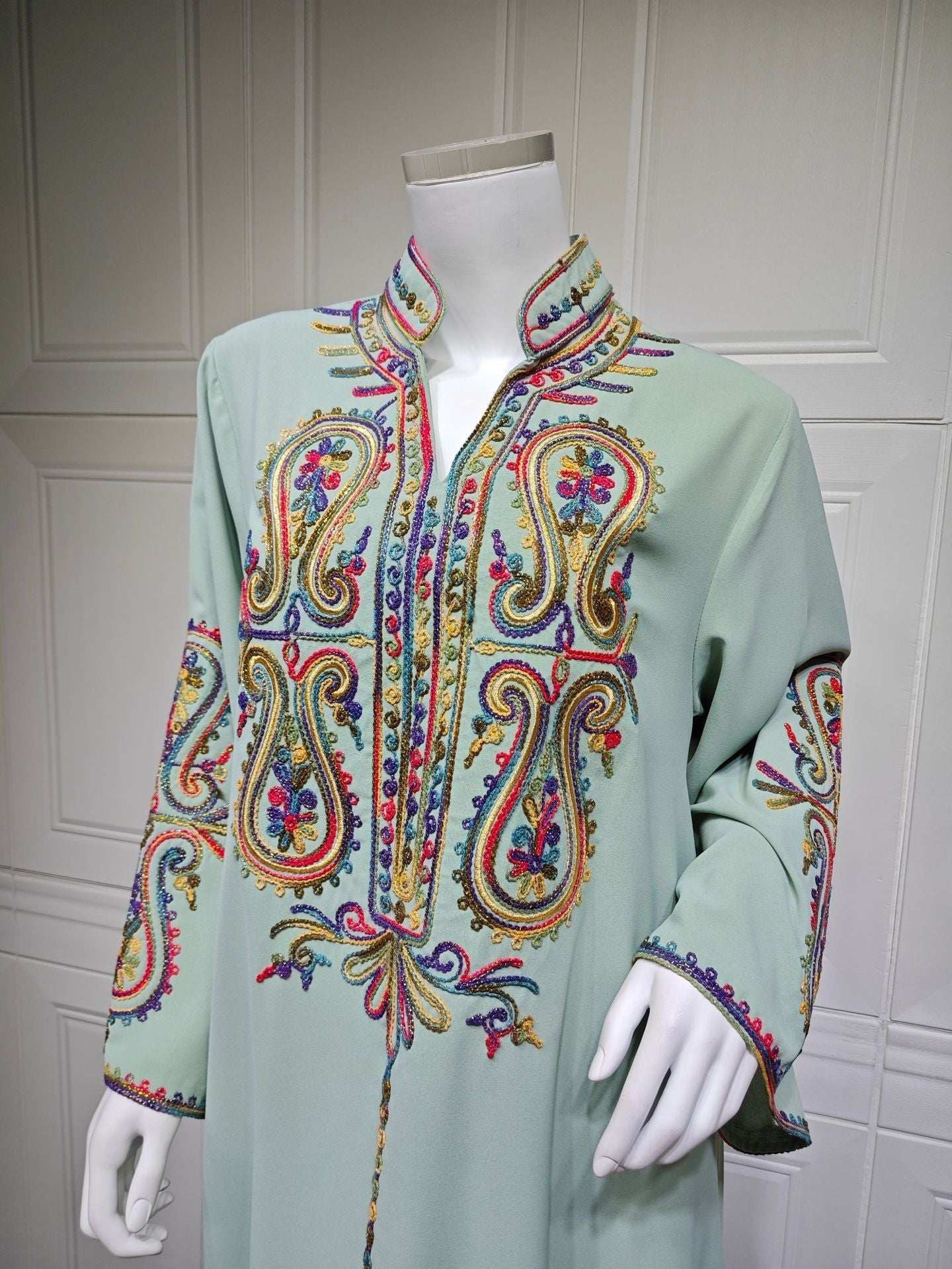 Embroidered Moroccan Abaya - Abaya Vida