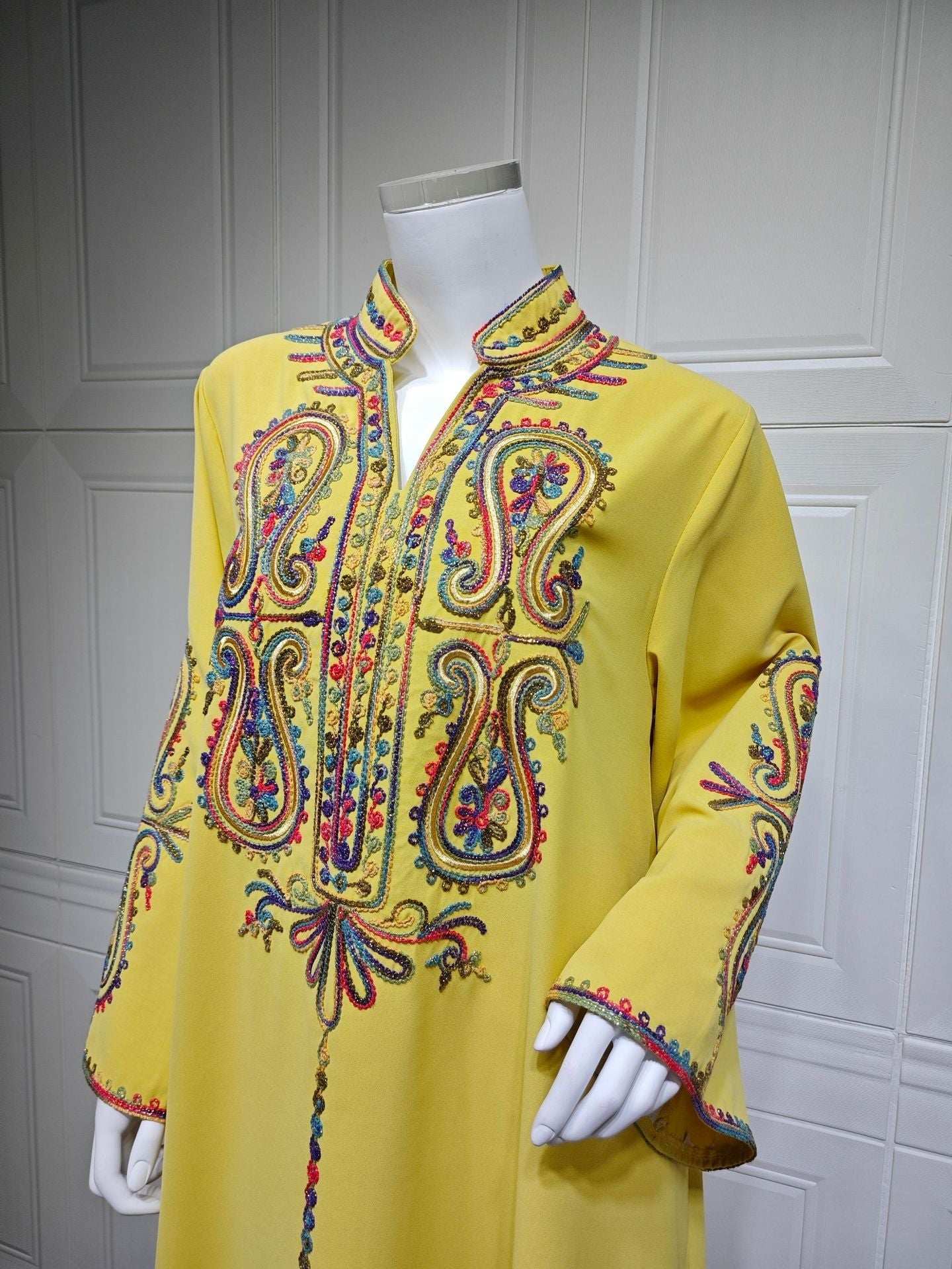 Embroidered Moroccan Abaya - Abaya Vida