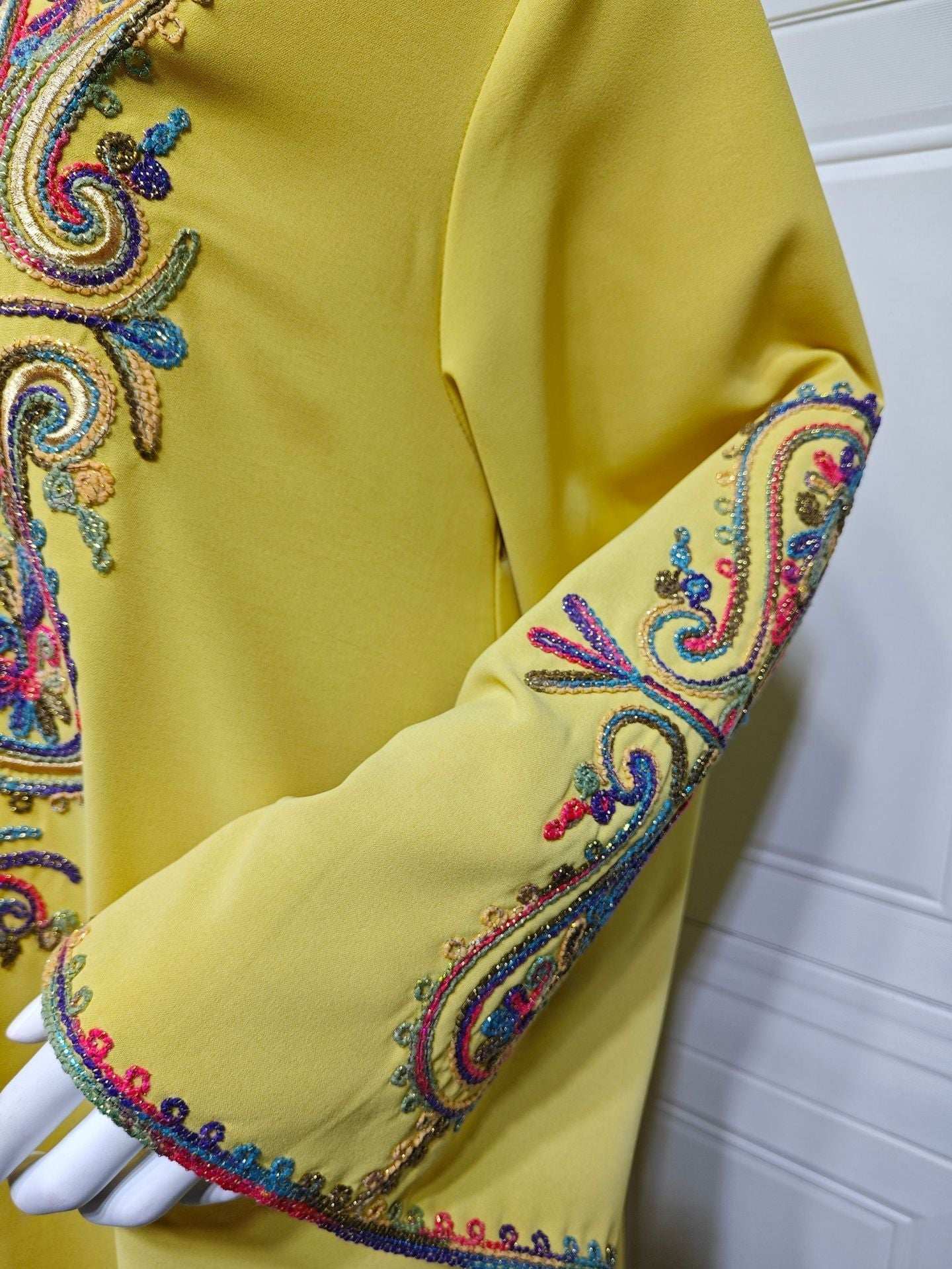 Embroidered Moroccan Abaya - Abaya Vida