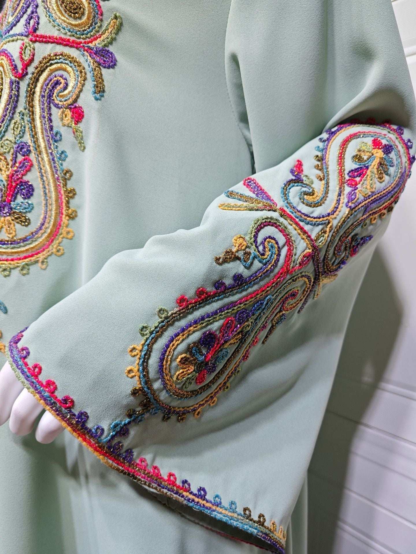 Embroidered Moroccan Abaya - Abaya Vida
