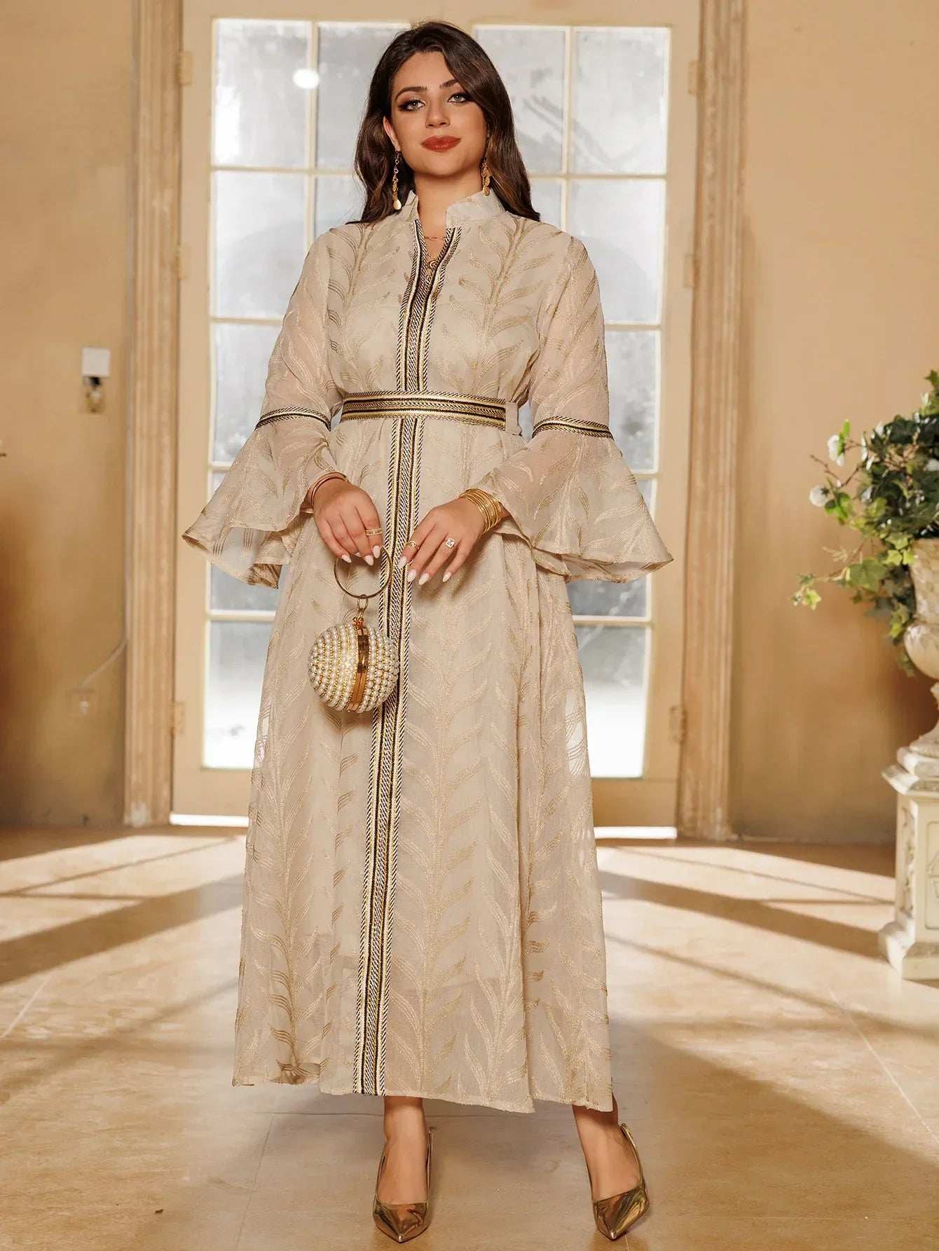 Royal Embroidered Abaya - Abaya Vida