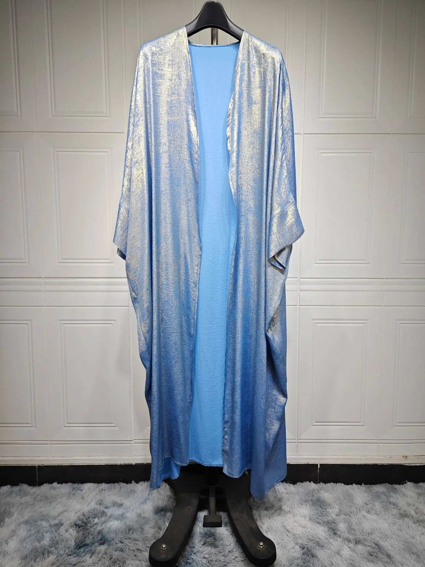 Luxe Satin Batwing Abaya - Abaya Vida