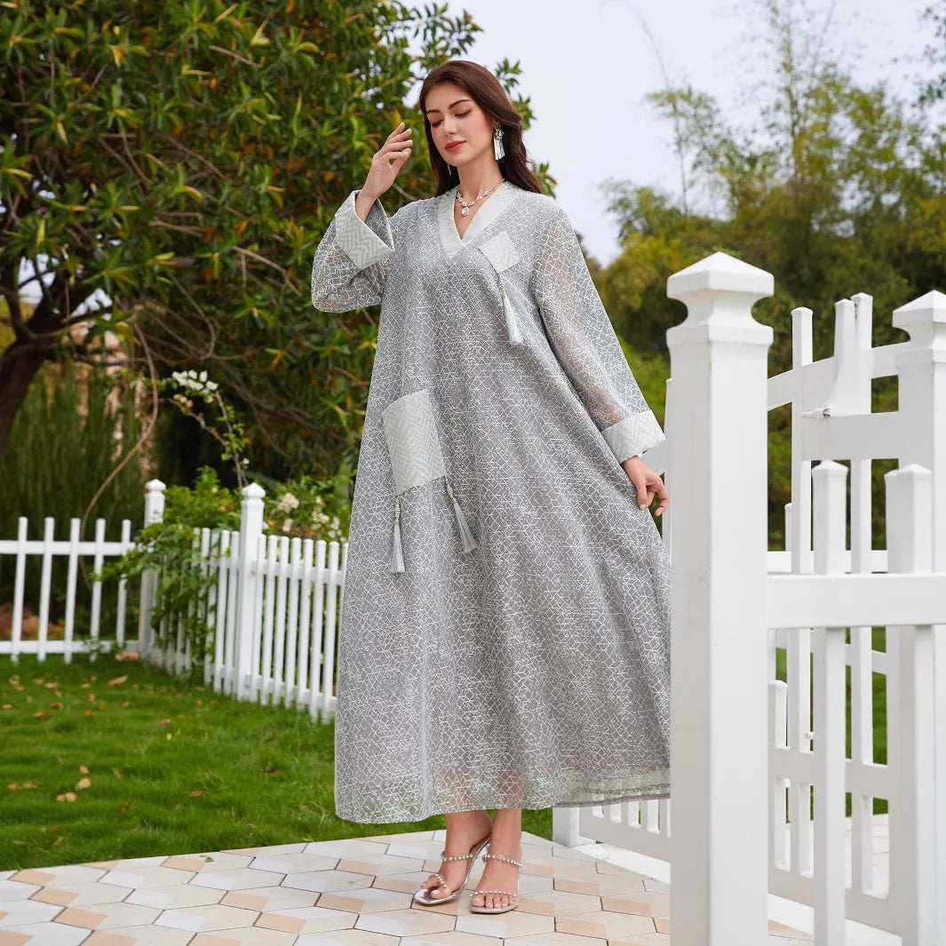 Tassel Charm Saudi Abaya - Abaya Vida