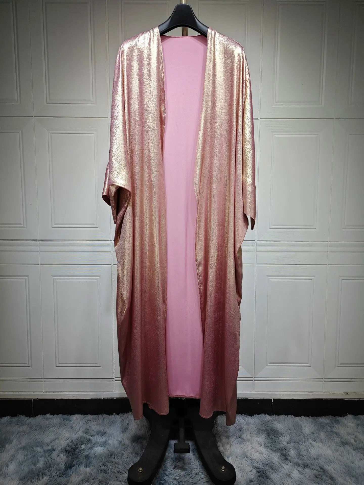 Luxe Satin Batwing Abaya - Abaya Vida