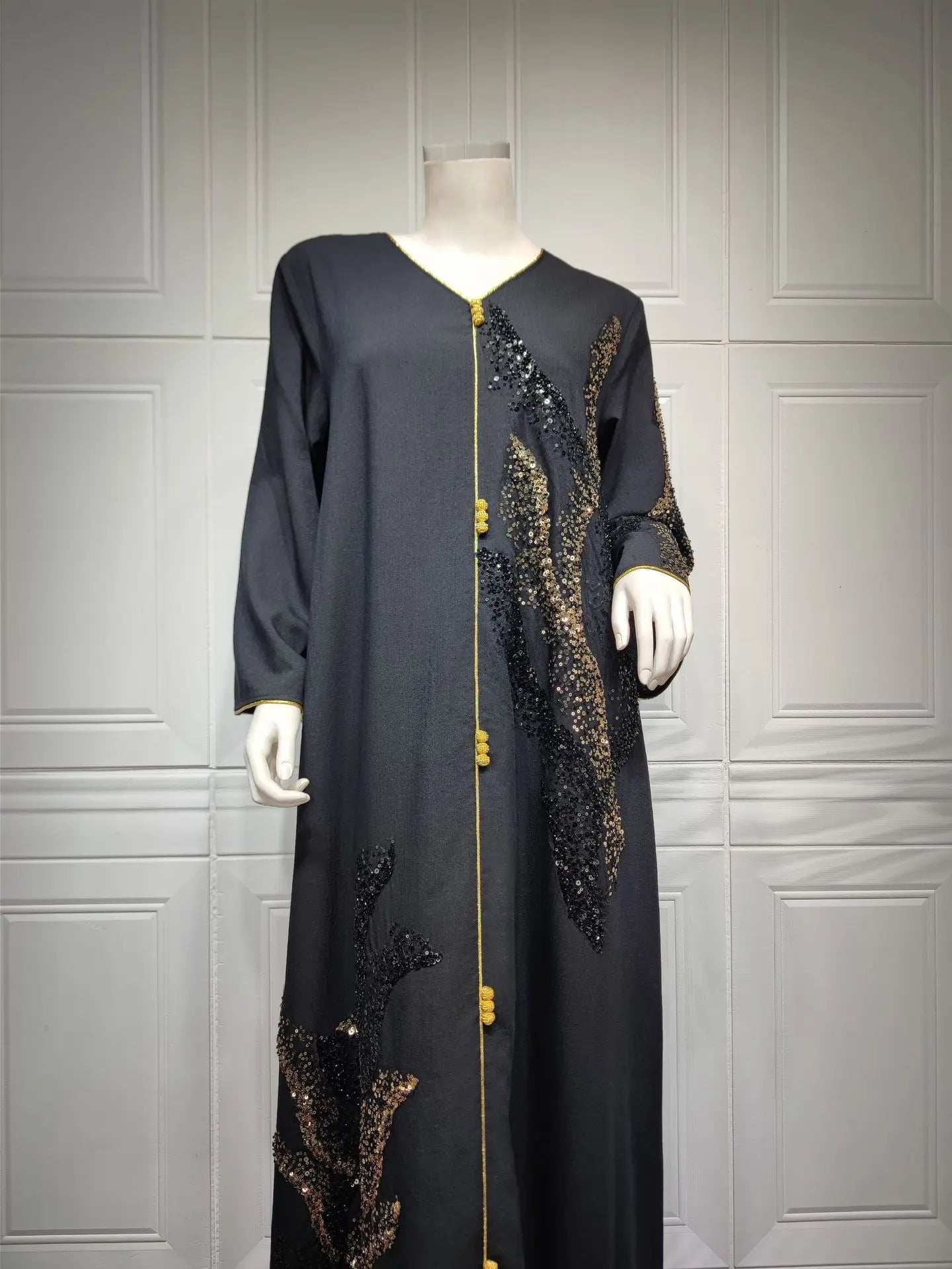 Patchwork Elegance Dubai Abaya - Abaya Vida