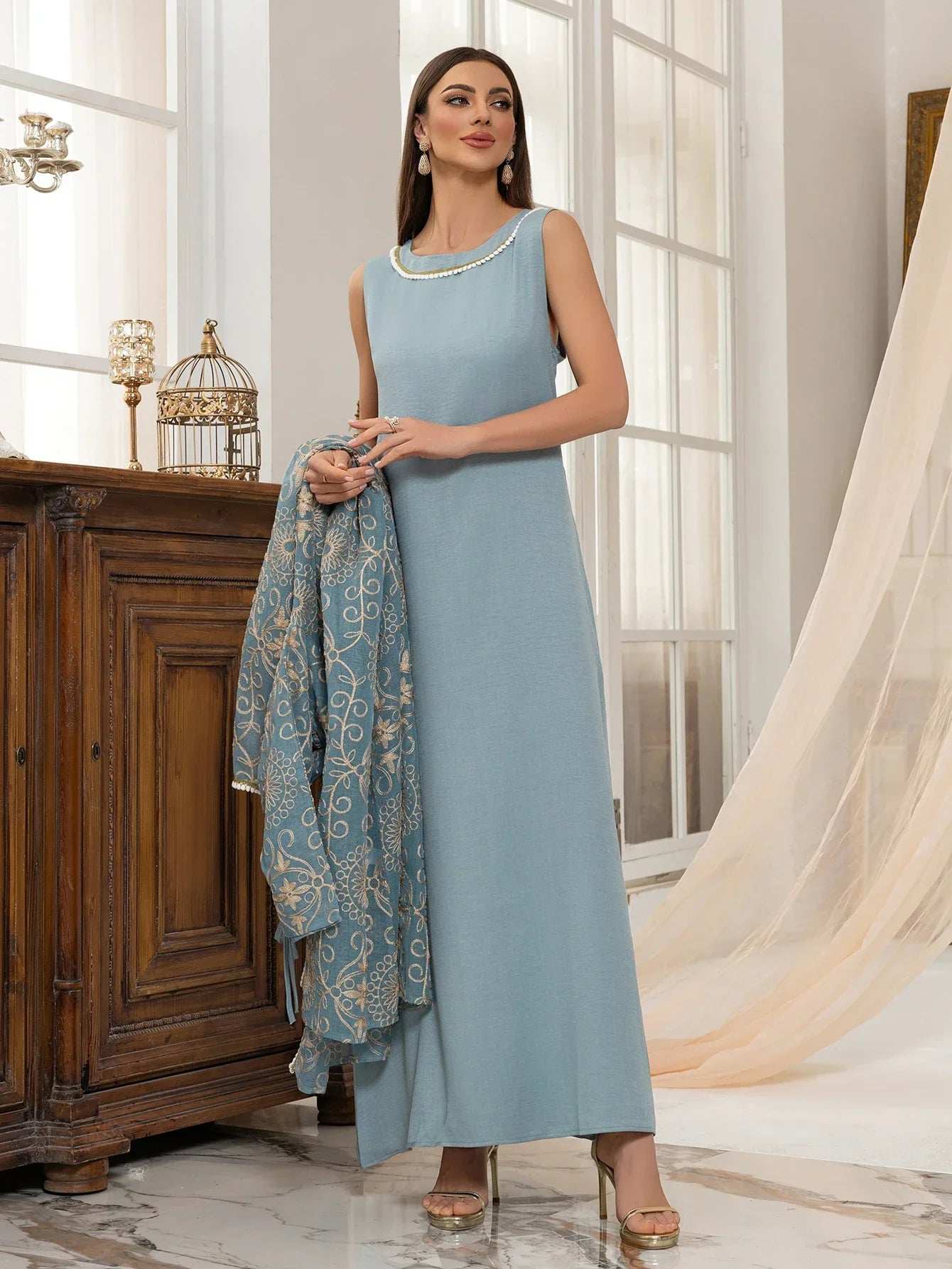 Green Floral Embroidered Abaya - Abaya Vida