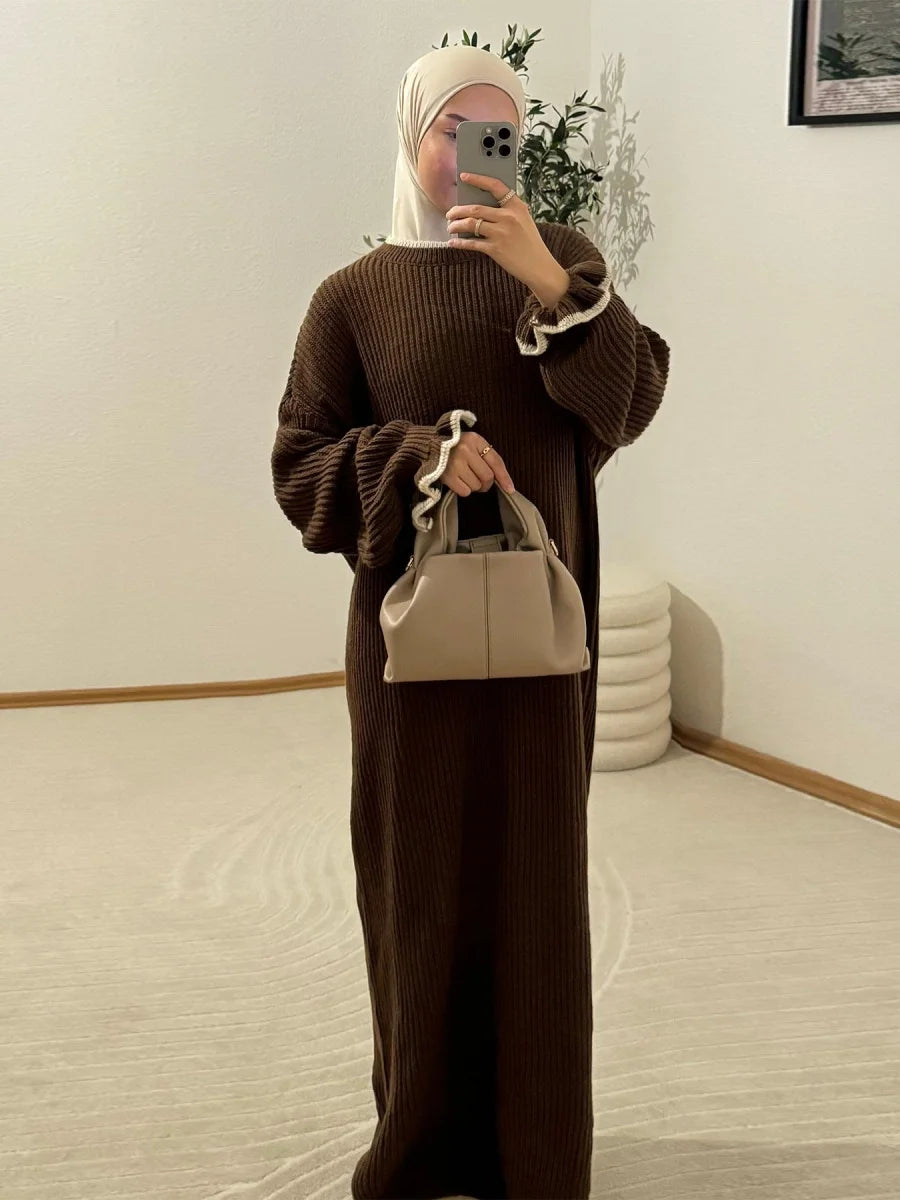 Winter Knit Floral Sleeve Abaya – Cosy Sweater-Style Robe