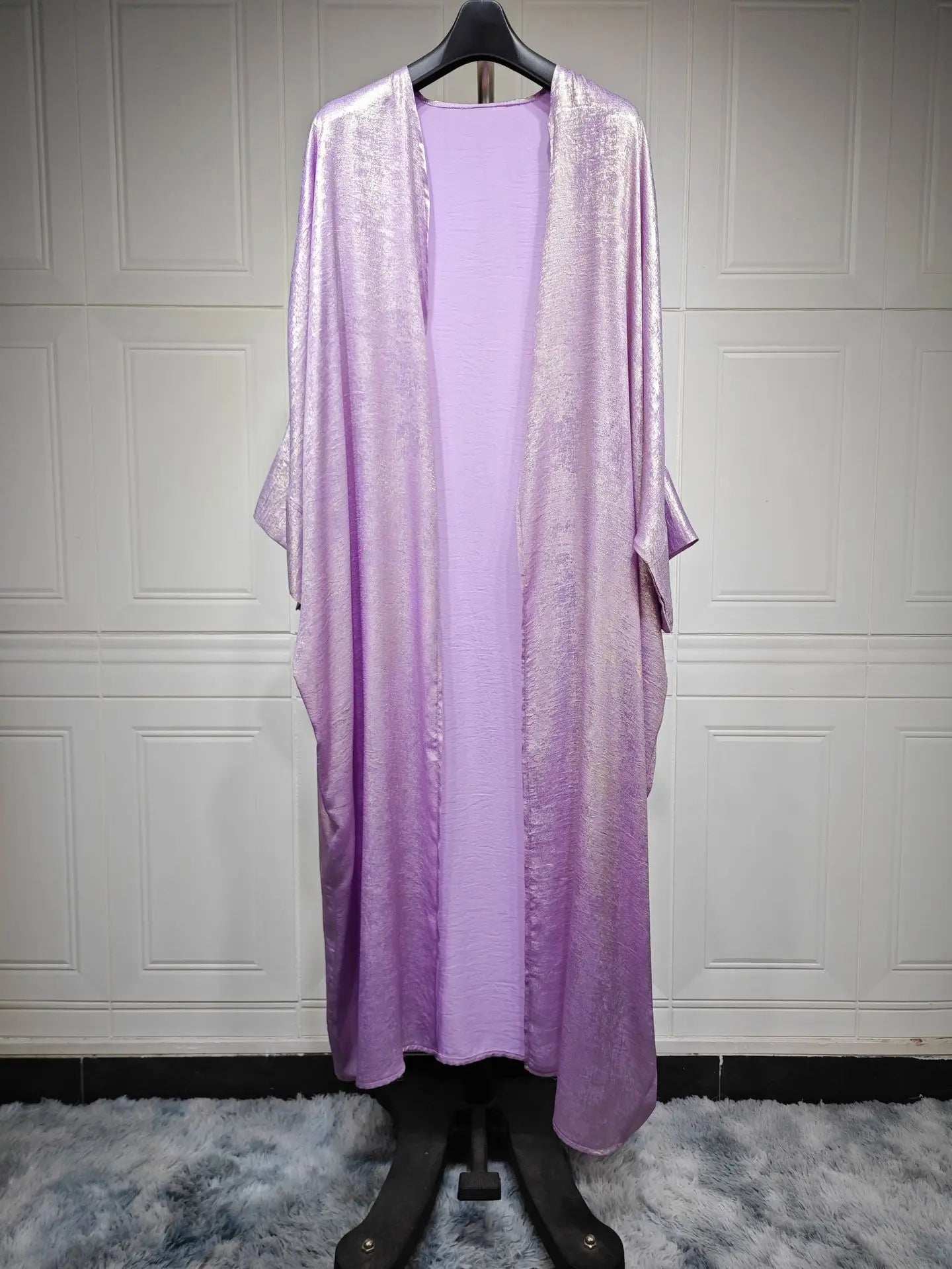 Luxe Satin Batwing Abaya - Abaya Vida