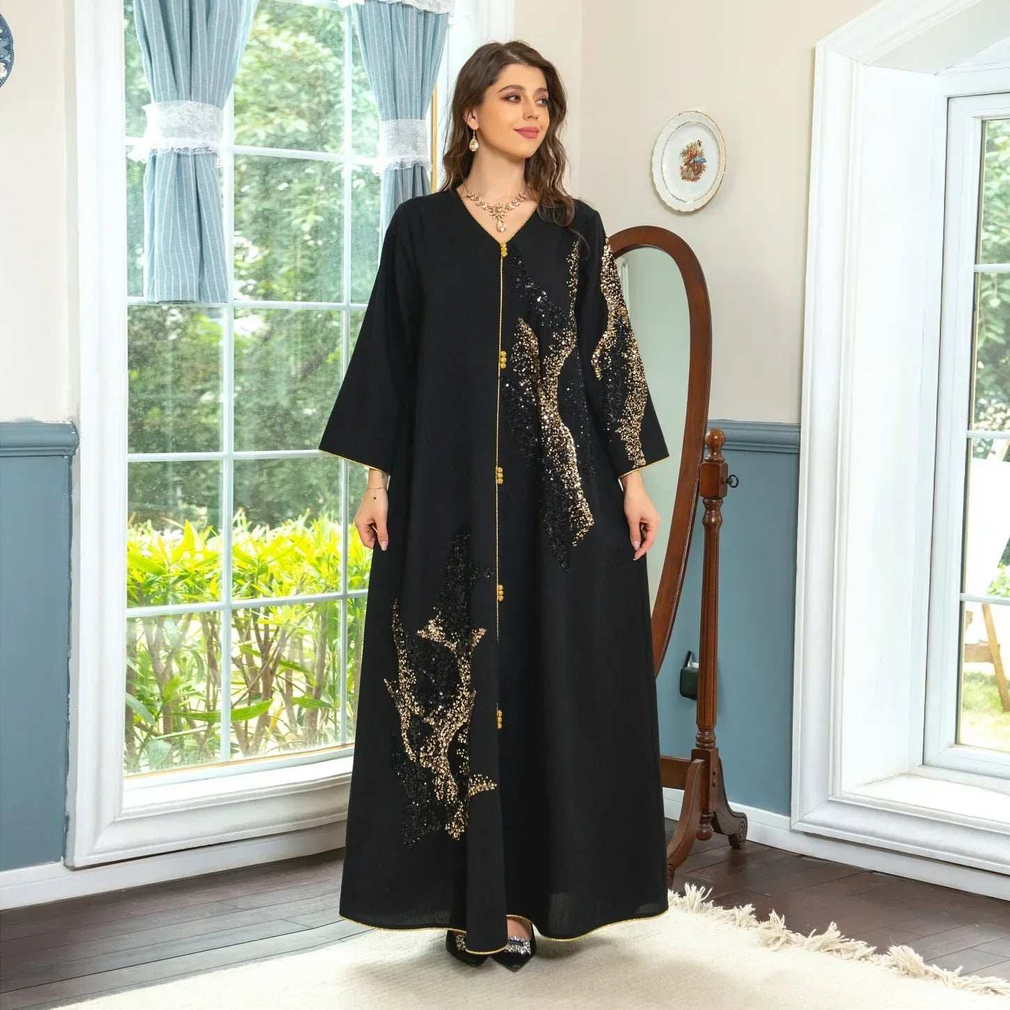 Patchwork Elegance Dubai Abaya - Abaya Vida