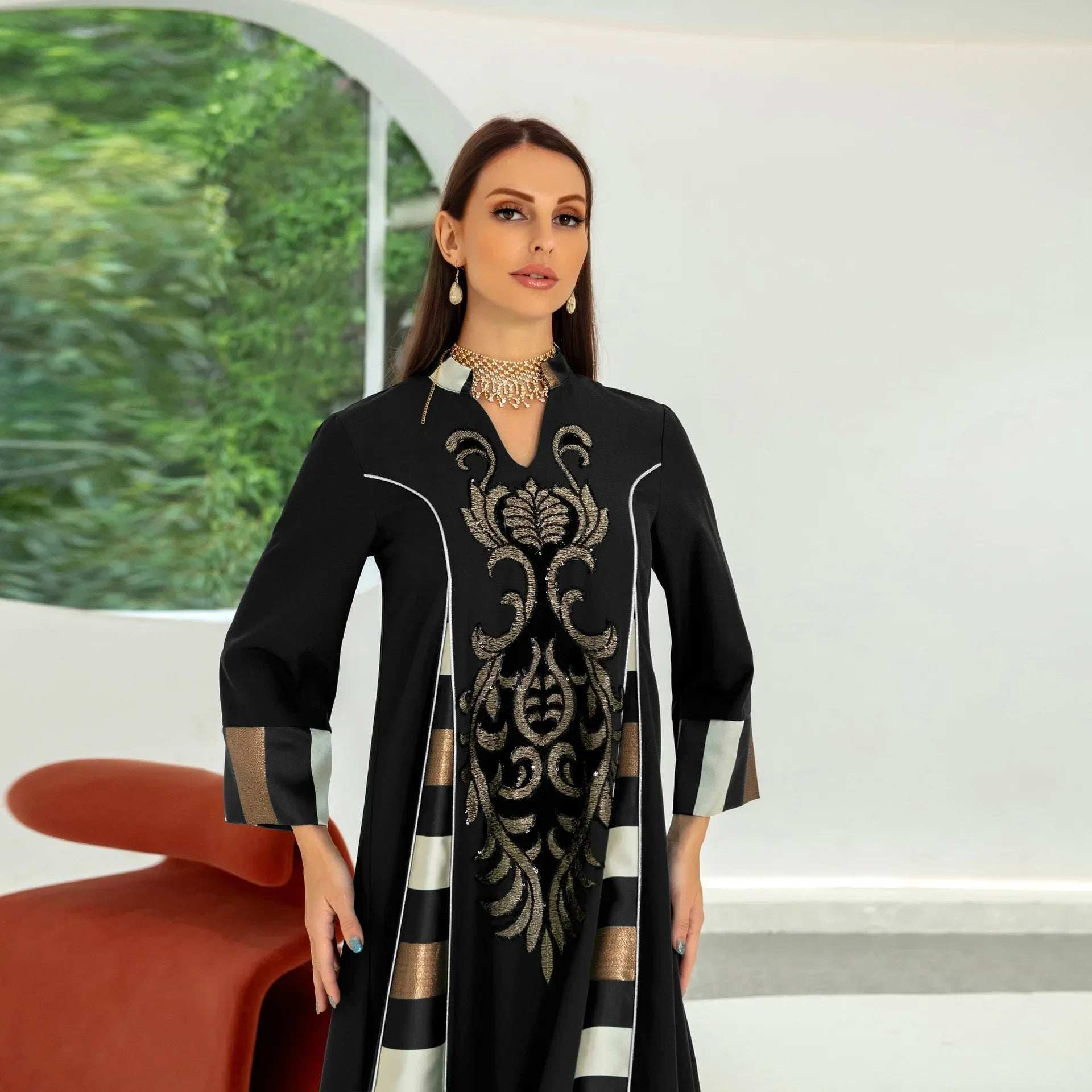 Embroidered Stripe Abaya - Abaya Vida