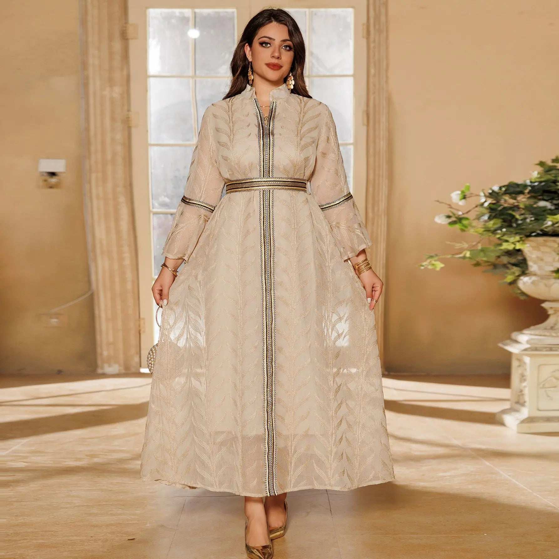 Royal Embroidered Abaya - Abaya Vida