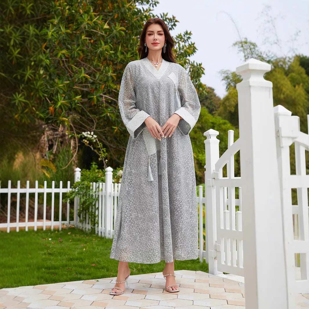 Tassel Charm Saudi Abaya - Abaya Vida