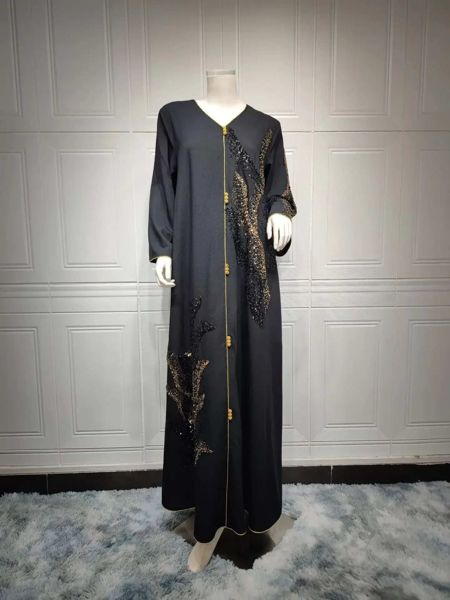 Patchwork Elegance Dubai Abaya - Abaya Vida