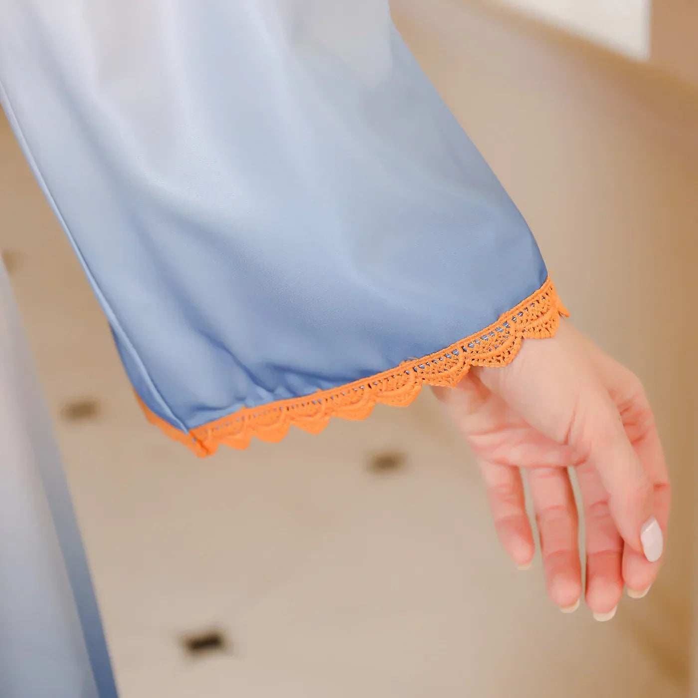 Notched Collar Abaya - Abaya Vida