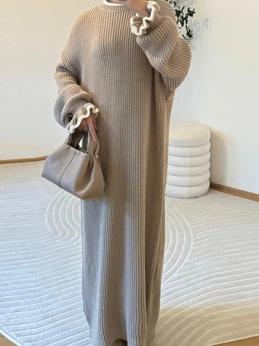 Winter Knit Floral Sleeve Abaya – Cosy Sweater-Style Robe