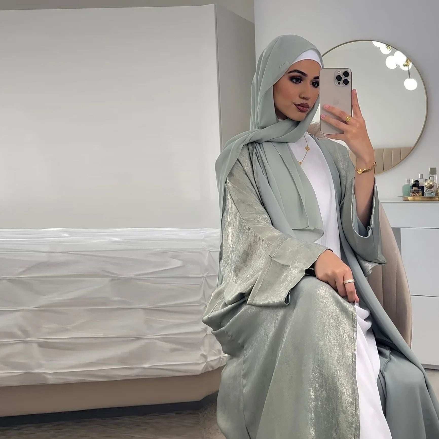 Luxe Satin Batwing Abaya - Abaya Vida