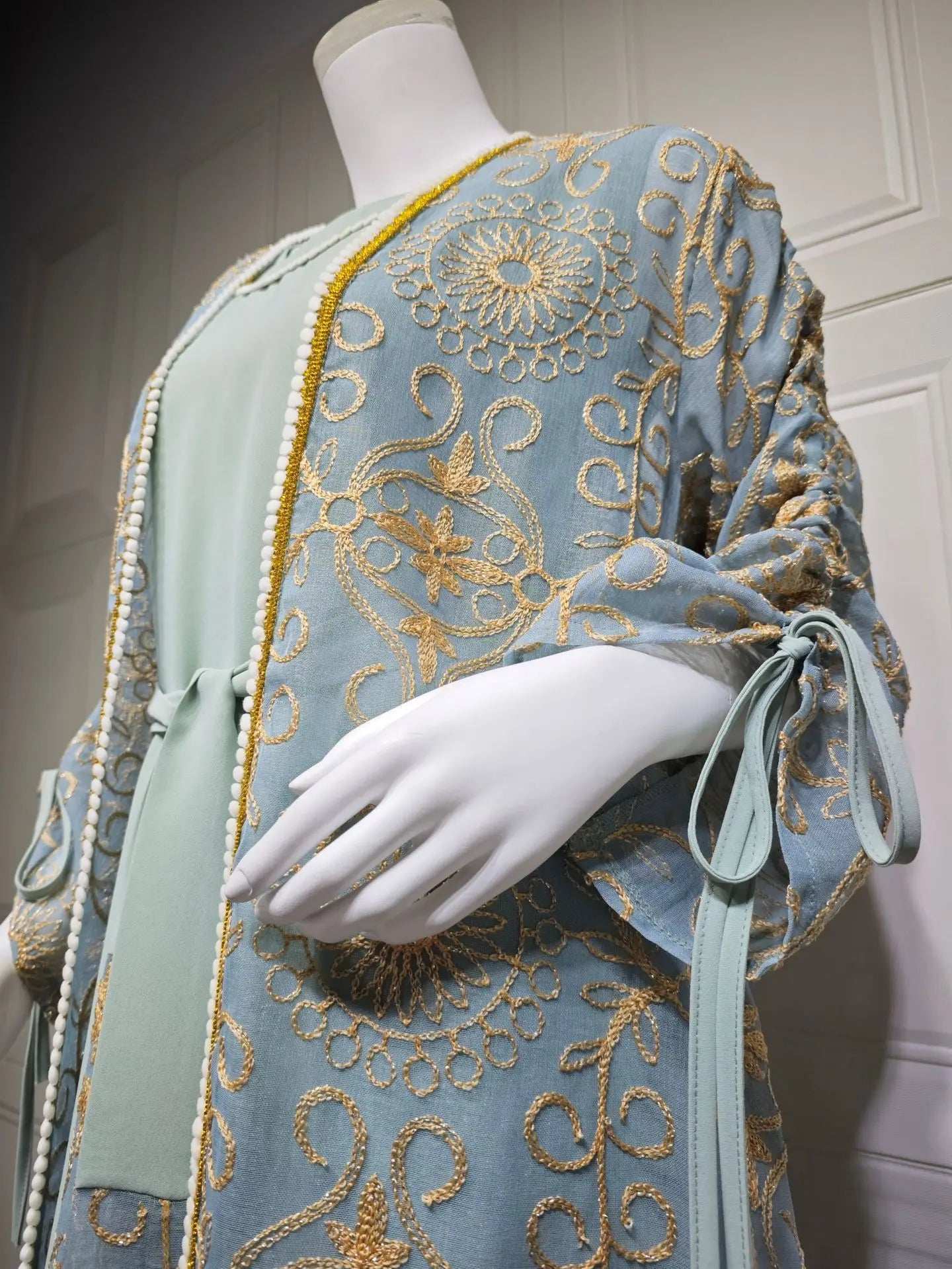 Green Floral Embroidered Abaya - Abaya Vida