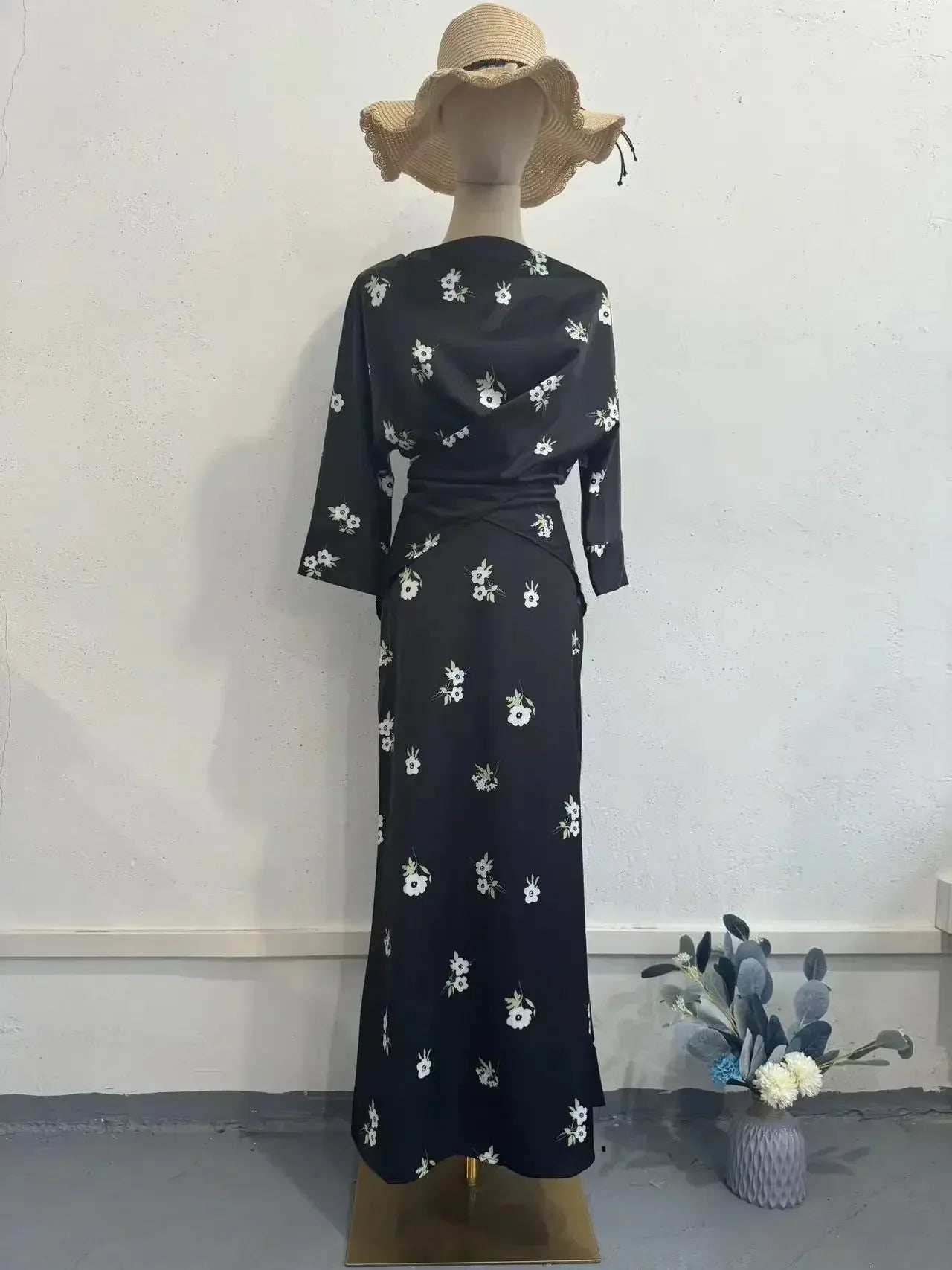 Desert Breeze Printed Abaya Suit - Abaya Vida