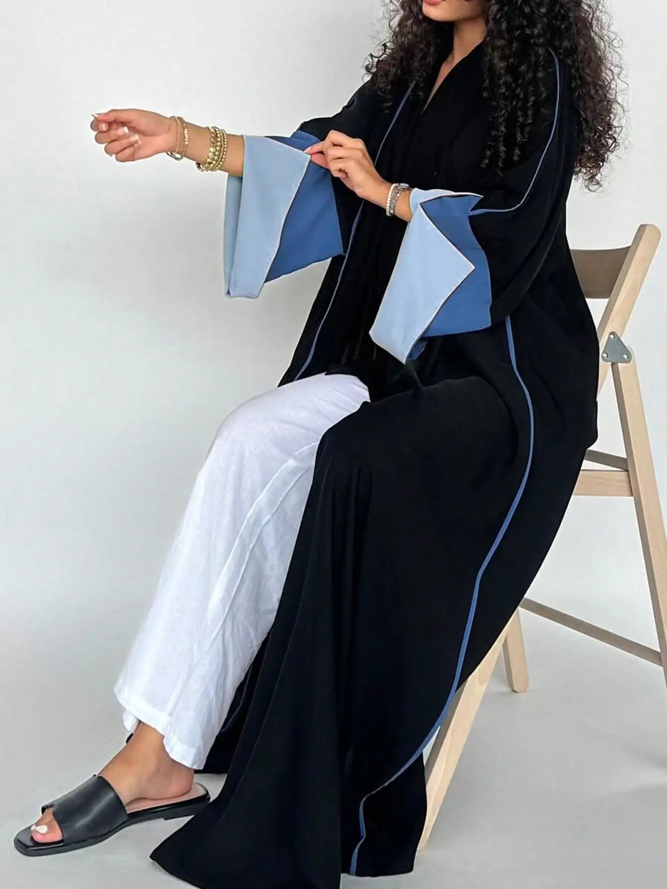Middle Eastern Open Front Abaya – Full Sleeve Robe | AbayaVida
