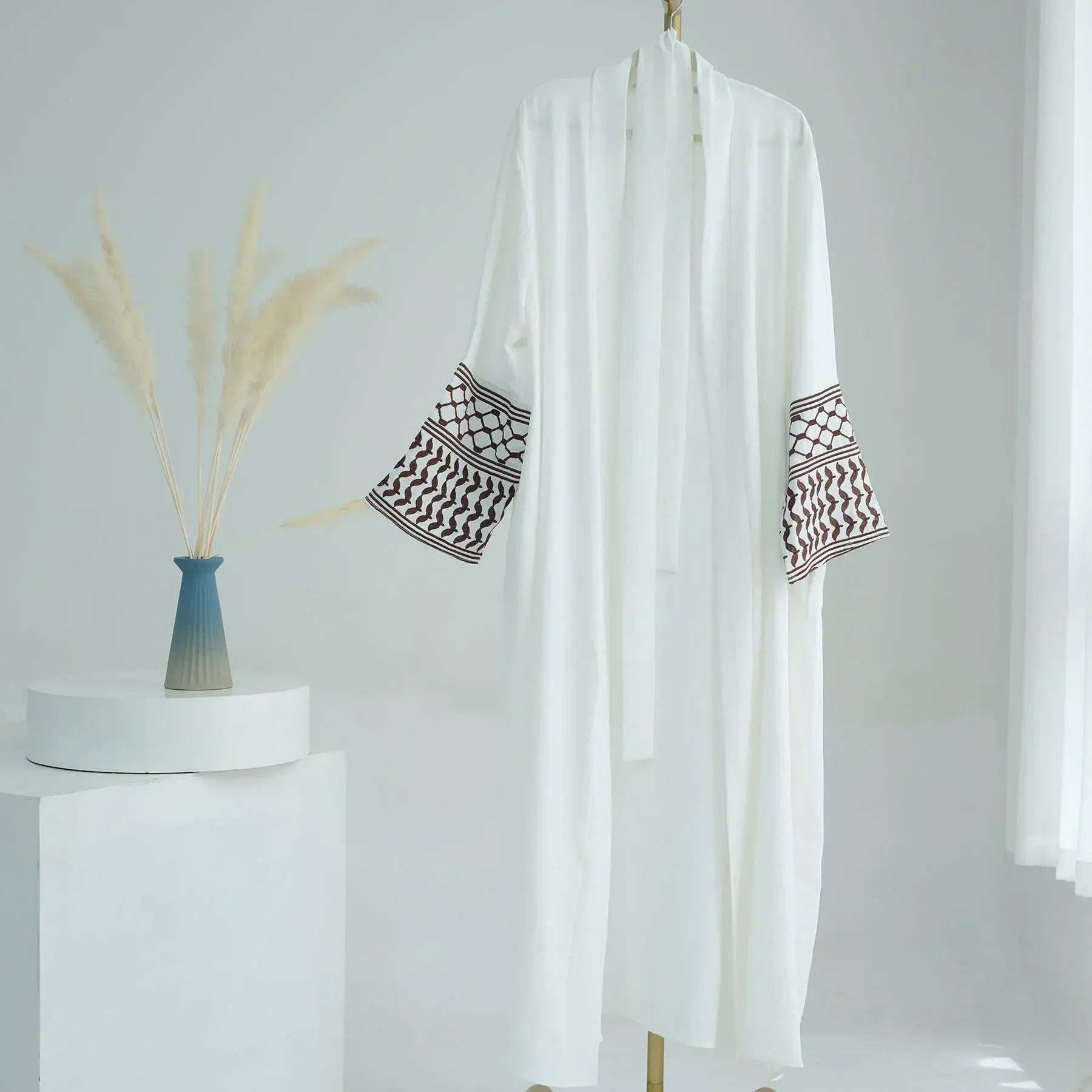 Zahra Embroidered Abaya - Abaya Vida