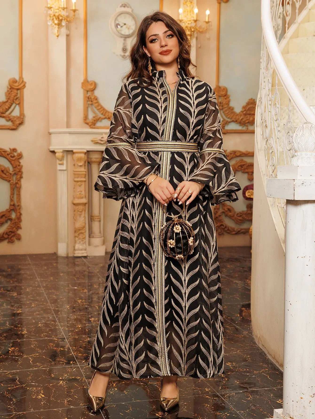 Royal Embroidered Abaya - Abaya Vida