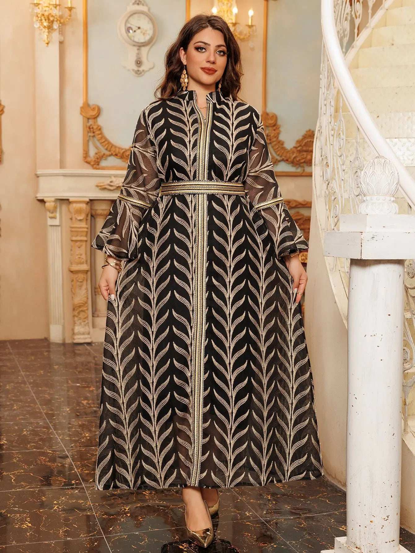 Royal Embroidered Abaya - Abaya Vida