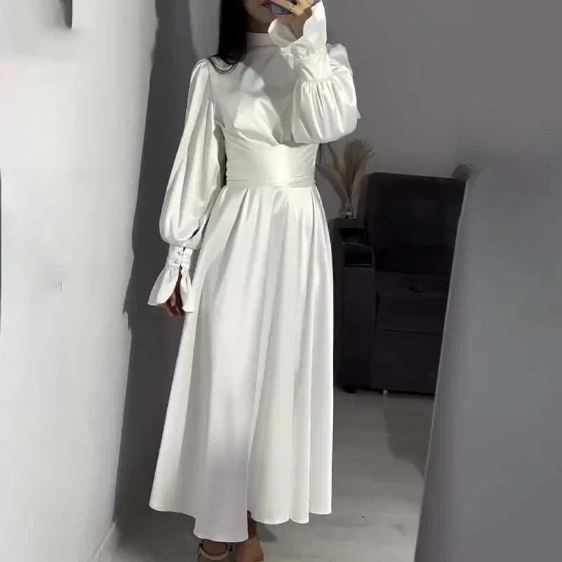 Lotus Charm Belted Abaya - Abaya Vida