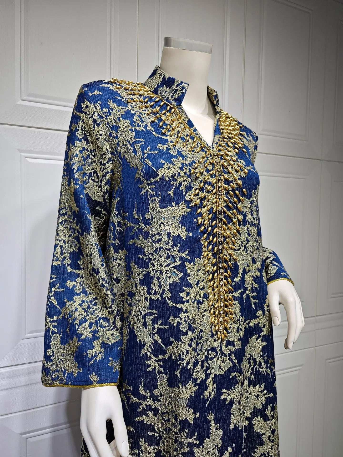 Majestic Embroidered Evening Abaya - Abaya Vida