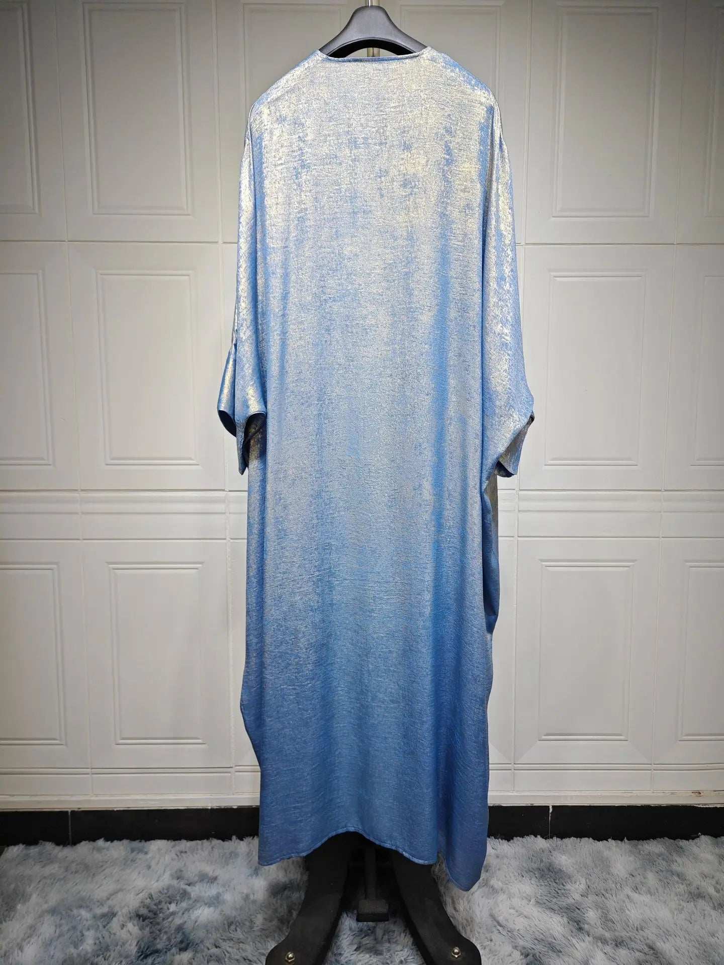 Luxe Satin Batwing Abaya - Abaya Vida