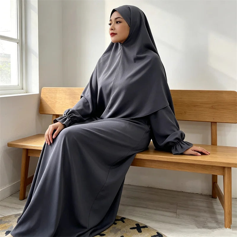 Hooded Two-Piece Prayer Dress Set – Maxi Abaya with Built-In Hood
