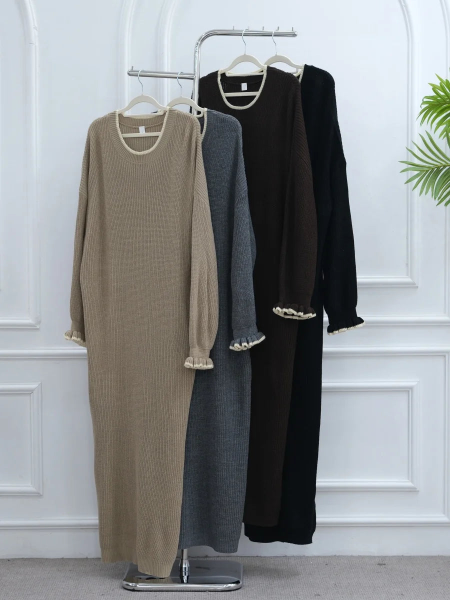 Winter Knit Floral Sleeve Abaya – Cosy Sweater-Style Robe