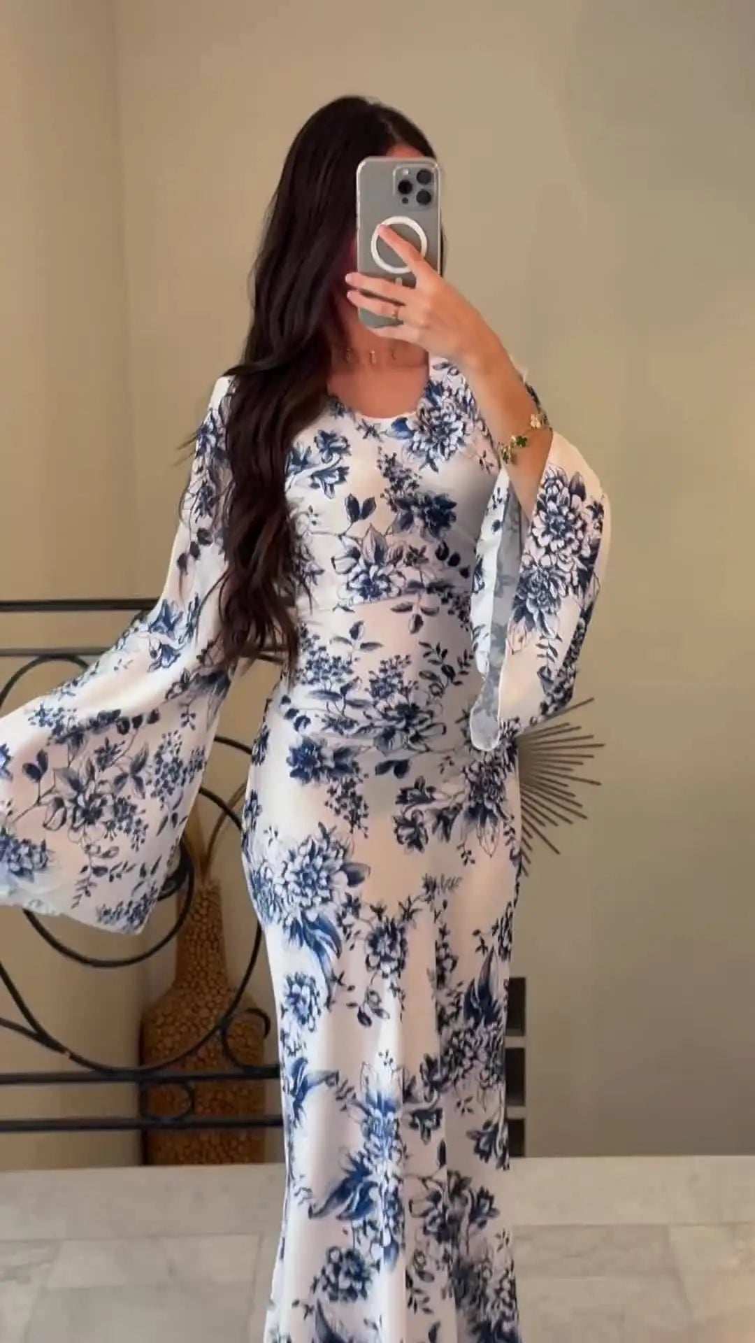 Parisian Grace Modest Dress - Abaya Vida