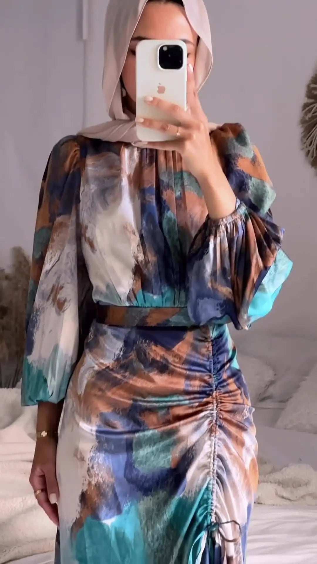 Blooming Elegance Floral Abaya - Abaya Vida