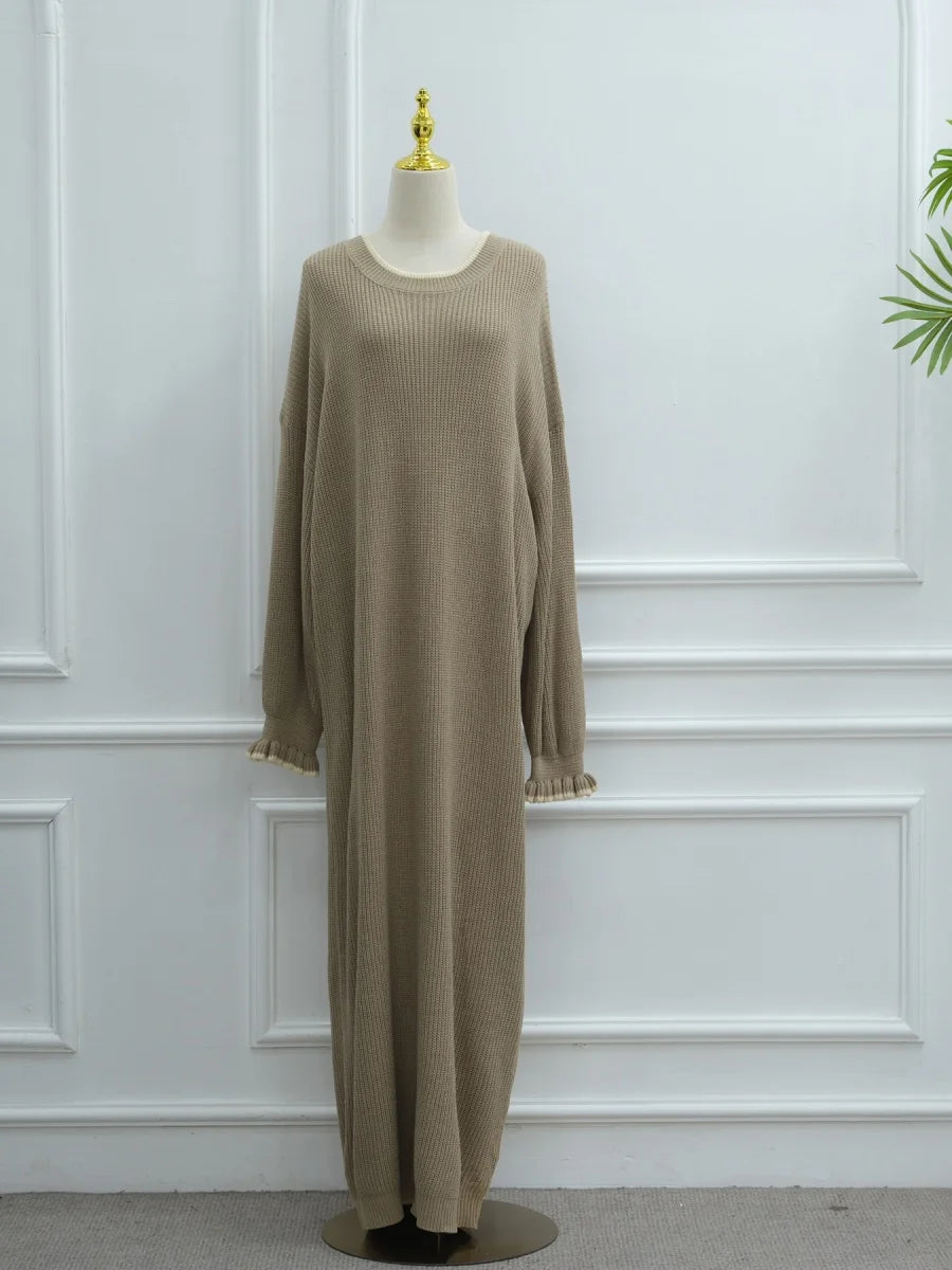 Winter Knit Floral Sleeve Abaya – Cosy Sweater-Style Robe