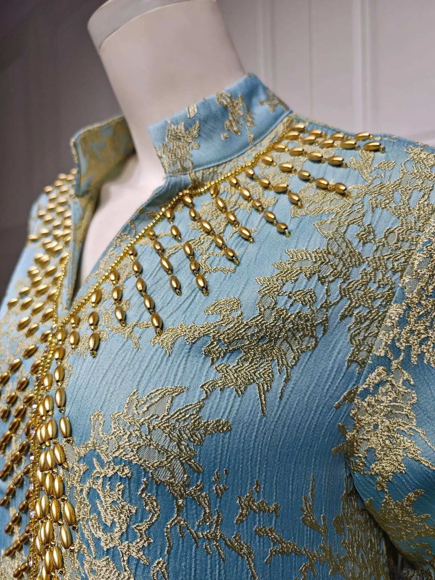 Majestic Embroidered Evening Abaya - Abaya Vida