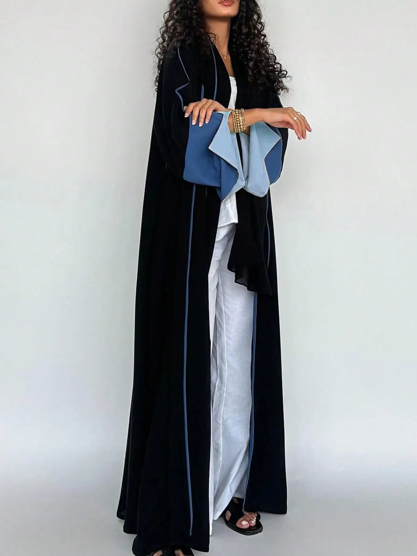 Middle Eastern Open Front Abaya – Full Sleeve Robe | AbayaVida