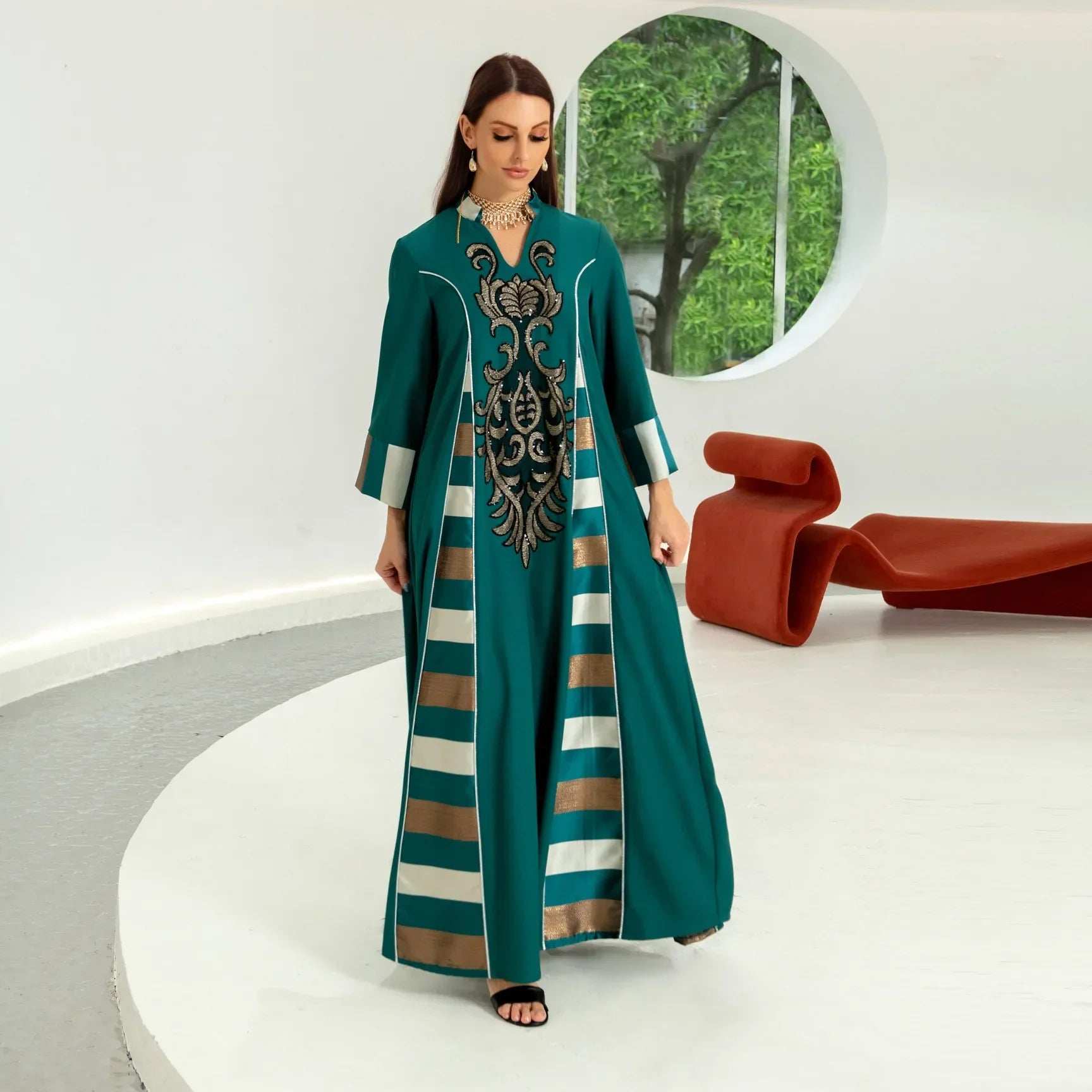 Embroidered Stripe Abaya - Abaya Vida